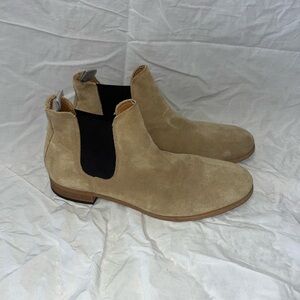 Shoe the Bear: Men's Suede Chelsea Boots - Tan